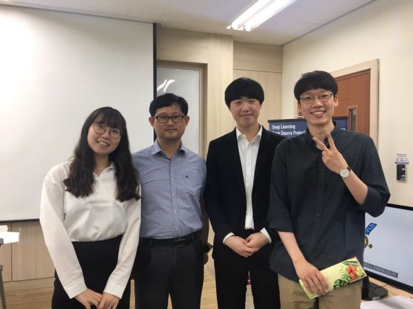 (사진)한동대 전산전자공학부 딥러닝 연구팀 ‘WICWIU’
