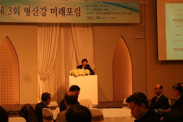 (사진1)장순흥 공동대표(한동대 총장)가 환영사를 전했다