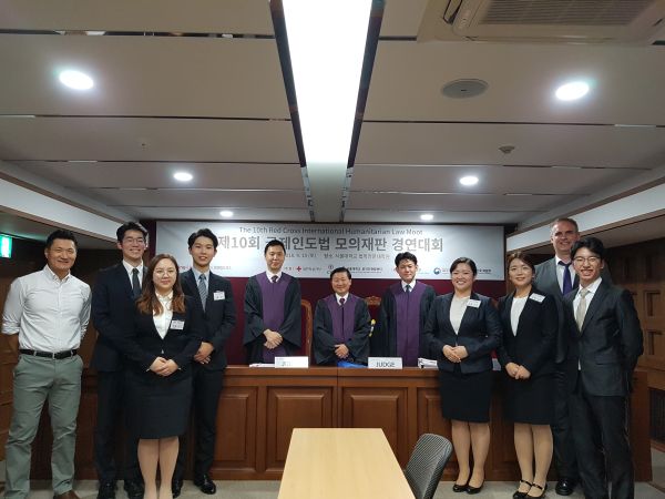 (사진2)준결승전 단체 기념사진