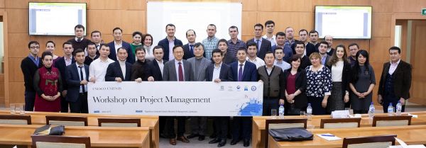 (사진2)기업경영대학원에서 Project Management 워크숍 후 단체사진(2019.1.9.)