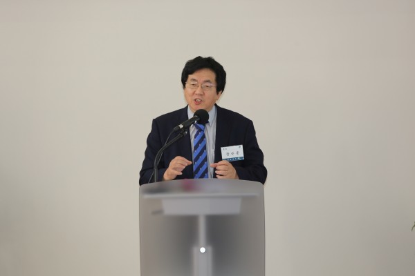 (사진3)한동대 장순흥 총장이 환영사를 전하고 있다