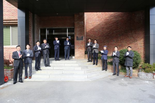 (사진3)현판제막식