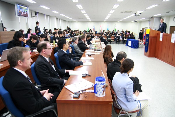 (사진)국제법률대학원 수업 장면