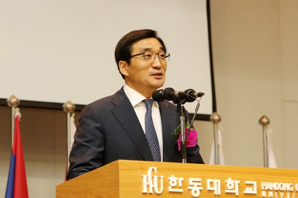 (사진4)이재훈 한동대 이사장