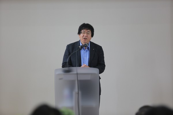 (사진4)장순흥 한동대 총장이 축사를 전하고 있다