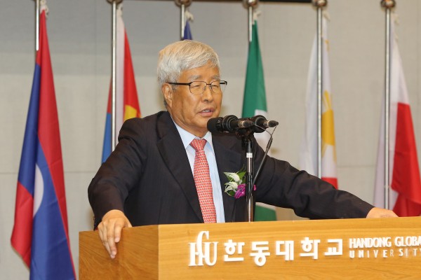 (사진5)김영길 UNAI 한국협의회 회장