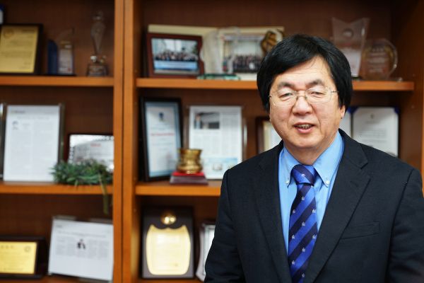 한동대 장순흥 총장 사진