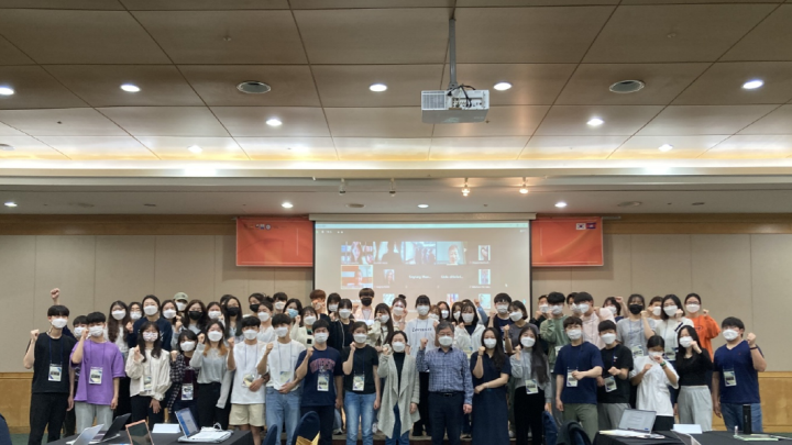 (사진) 캄보디아 파나사스트라대학과의 공동교육과정 참가자 단체 사진