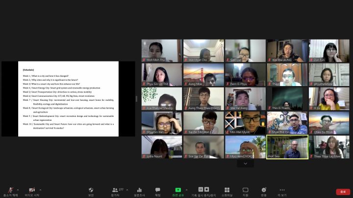 (사진) 2021년 온라인 강의에 참여하고 있는 미얀마 학생들