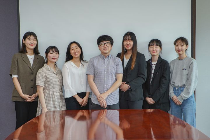 (사진1)조성배 교수와 사업 선정 팀